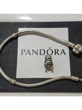 Pandora Sterling Silver 7.0" Starter Bracelet & Queen BEE Charm 790227